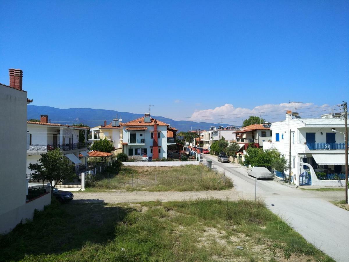 Grigorios Apartments Неа-Врасна Экстерьер фото